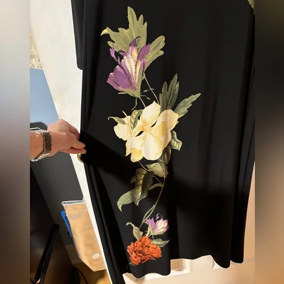 Chico's Flare Long Sleeve Black Floral Pattern Maxi Dress - Picture 4 of 14